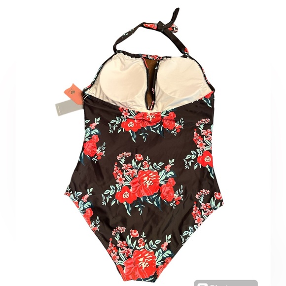 Smismivo women’s red and black floral halter one piece swimsuit Size XL NWT - Picture 3 of 7